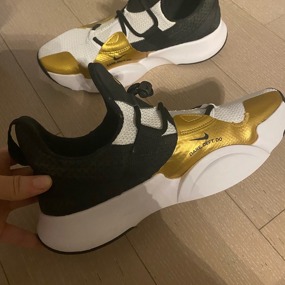 Nike SuperRep Groove Sneakers - Picture 3 of 4